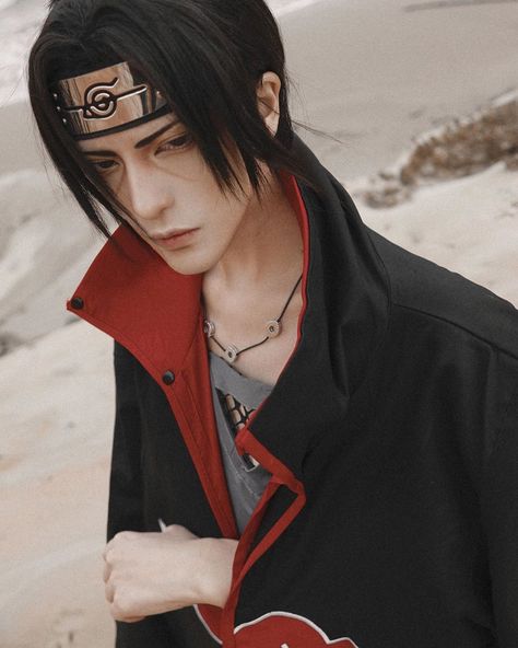 Hakken Itachi, Itachi Hairstyle, Cosplay Itachi, Itachi Cosplay, Top Cosplay, Sasuke And Itachi, Cosplay Naruto, Cosplay Boy, Snk Cosplay