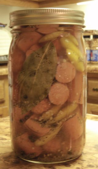 Pickled Wieners recipe - from the MAMAW'S COOKBOOK Family Cookbook Pickled Weiners, Wiener Recipes, Pickled Polish Sausage Recipes, Pickled Sausage Recipe How To Make, Pickled Wieners Recipe, Pickled Bologna Recipe, Hot Mama Pickled Sausage, Pickled Bologna, Pickled Northern Pike Recipe