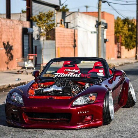 #honda #s2000 Wallpaper Car Aesthetic, Luxury Cars Inside, Aesthetic Expensive, Cars Inside, Honda 2000, Jdm Legends, Cars Modified, Sports Look, Honda Vtec