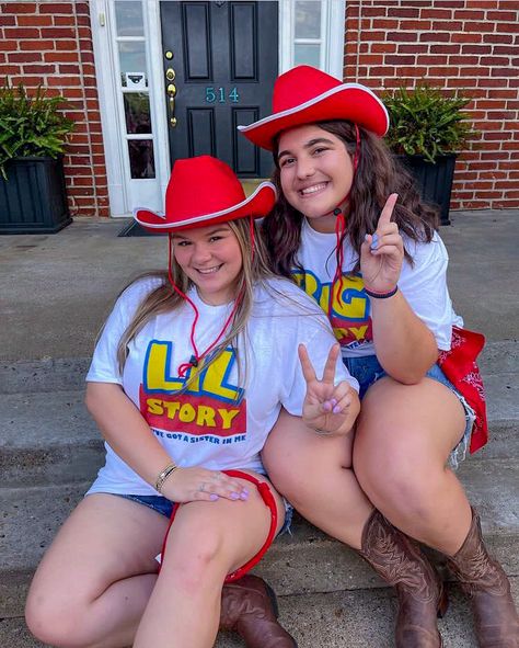 Toy Story Big Little Reveal, Disney Big Little Reveal Themes, Disney Big Little Reveal, Moms Weekend, Tri Delt, Sorority Paddles, Tri Sigma, Big Sister Little Sister, Sorority Big Little