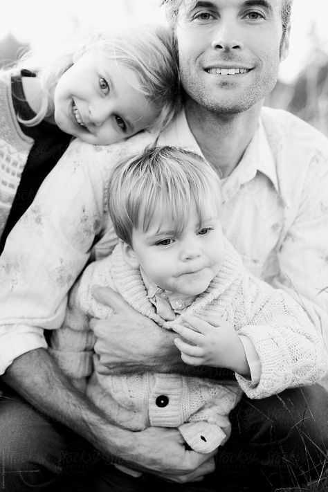 Dad Son Photography, Father Son Photos, Parents Photography, Family Photoshoot Poses, Family Portrait Poses, Single Dad, Photography Poses Family, Fathers Day Photo, Family Sessions