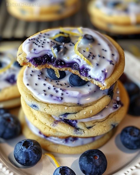 Frost Cookies, Blueberry Cheesecake Cupcakes, Cheesecake Cupcakes Recipe, Traditional Cookies, Chocolate Cherry Cookies, Blueberry Cookies, Lemon Frosting, Filled Cookies, Blueberry Jam