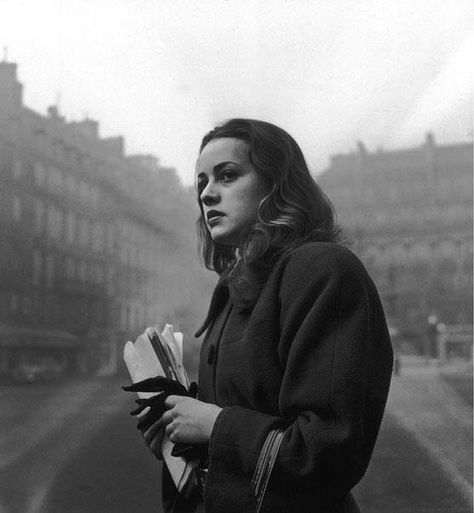 French Film, Jeanne Moreau, French Cinema, The Bell Jar, French Actress, Victor Hugo, Brigitte Bardot, Vintage Beauty, Picture Show