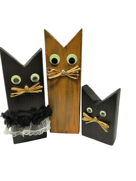 Halloween Cat's Decor Black-Distressed Orange Handmade Solid Wood Gift Set Of 3 Each figure is handmade in my workshop Each figure is sealed with Acrylic clear coat They have a cork pad bottom for protection Make a great display indoors or on the porch Make a great gift Sizes are 11"-Daddy cat 9" Mommy cat 6" junior cat Wooden Cats, Halloween Wood Crafts, Handcrafted Decor, Wooden Cat, Pallet Art, The Porch, Cat Decor, Decor Black, Wood Gifts