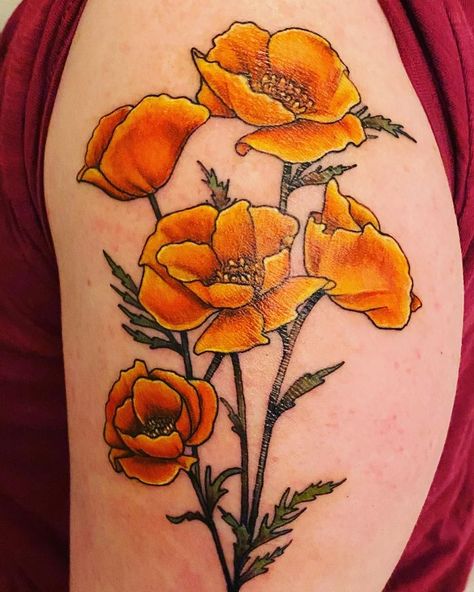 Traditional Style Poppy Tattoo, Poppy Tattoo Ideas Female, Californian Poppy Tattoo, California Poppies Tattoo, Ca Poppy Tattoo, Orange Poppy Tattoo, Orange Flower Tattoo, Flower Traditional Tattoo, Simple Poppy Tattoo