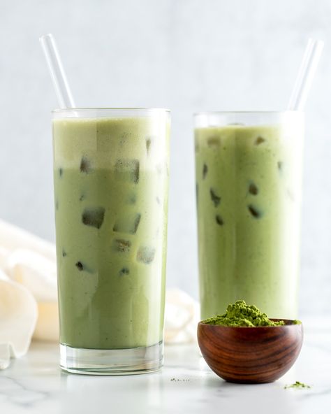 Iced Matcha Collagen Latte - Peanut Butter and Fitness Alternative To Coffee, Iced Matcha Green Tea, Matcha Oats, Matcha Collagen, Coffee Alternative Healthy, Vegan Latte, Starbucks Matcha, Matcha Latte Recipe, Matcha Green Tea Latte