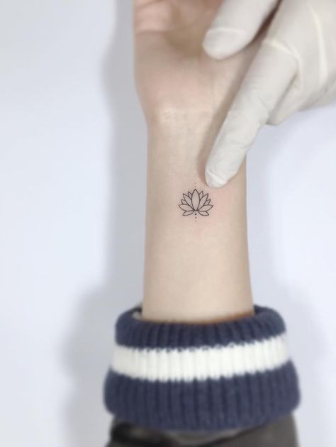 Lotus Tattoo by Playground Tattoo Jewerly Tattoo, Wildflowers Tattoo, Lotusblume Tattoo, Small Lotus Tattoo, Tattoo Lotus, Cactus Tattoo, Flower Wrist Tattoos, Tattoo Wrist, Shape Tattoo