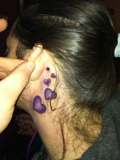 Purple hearts tattoo Flower Tattoos Purple, Purple Hearts Tattoo, Purple Heart Tattoo, Purple Heart Tattoos, Heart Tat, Hearts Tattoo, Purple Hearts, Heart Tattoo Designs, Hearts Girl