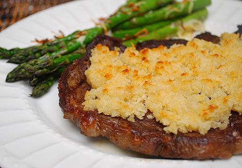 Parmesan Crusted Asparagus, Parmesan Crusted Steak, Steak Toppings, Valentines Day Dinner, Ribeye Steak, Steak Dinner, Asparagus Recipe, Crust Recipe, Beef Dishes