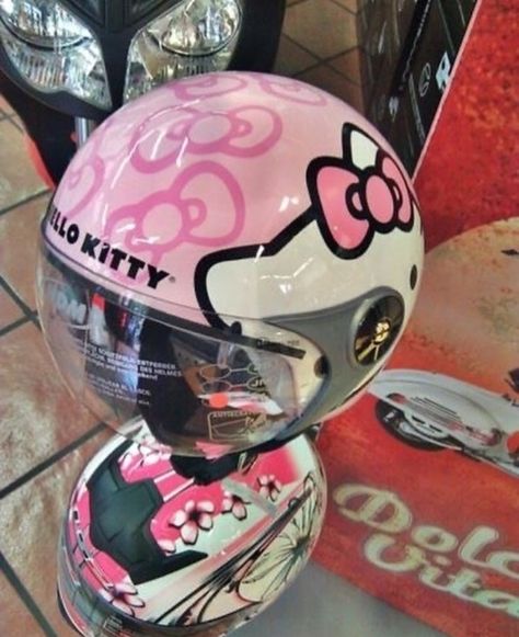 Hello Kitty Helmet, Hello Kitty Car, Hello Kitty Aesthetic, Hello Kitty My Melody, Hello Kitty Items, Pretty Cars, Hello Kitty Collection, Sanrio Characters, My Ride