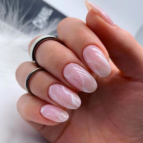 Trendy And Cool Nail Designs | NailDesignsJournal.com Short Rounded Acrylic Nails, Round Nail Designs, Rounded Acrylic Nails, Fancy Nail Art, Natural Nail Art, July Nails, Round Nails, Summer Acrylic Nails, Oval Nails