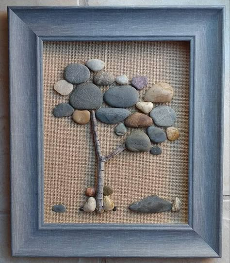 Caillou Roche, Boom Kunst, Pebble Art Family, Art Pierre, Art Couple, Rock And Pebbles, Art Rock, Open Frame, Stone Crafts