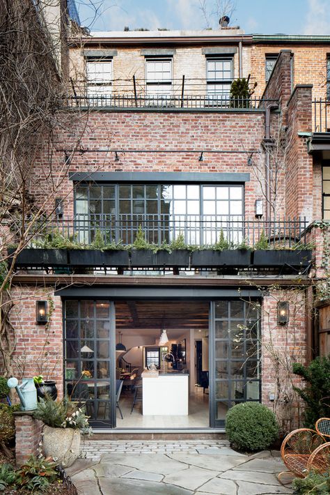 Townhouse Layout, London Extension, New York City Townhouse, City Townhouse, Nyc Townhouse, Townhouse Exterior, Lots Of Plants, Americano Coffee, Townhouse Designs