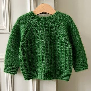 Ravelry: Designs by Guri Pedersen Kids Sweater Pattern, Boys Knit Sweaters, Knitting Patterns Boys, Ravelry Knitting, Baby Boy Knitting Patterns, Baby Sweater Patterns, Baby Boy Knitting, Boys Knits, Knit In The Round