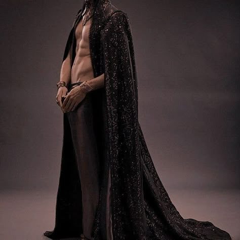 Jupiter Ascending, Eddie Redmayne, Tom Riddle, Movie Costumes, High Society, Fantasy Clothing, Fantasy Fashion, Character Outfits, Mode Inspiration