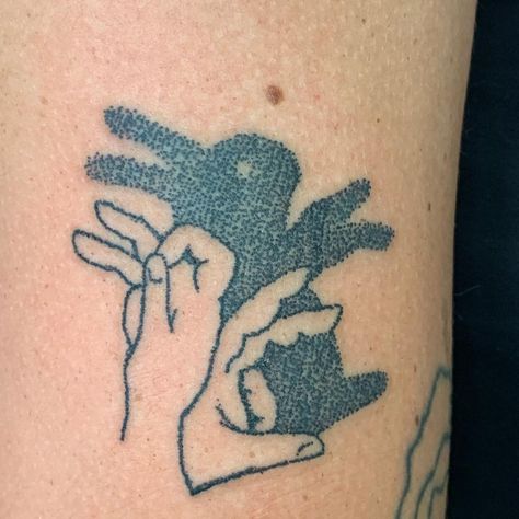 https://www.instagram.com/p/CIRFo_bDExE/?igshid=68beq4caikoq Louis Tomlinson Stag Tattoo, Curt Cobain Tattoo Ideas, Lil Peep Love Tat, Shadow Puppets, Print Tattoos, Paw Print Tattoo, Puppets, Paw Print, Tatting