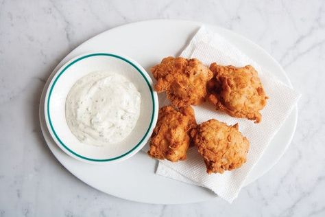 Shake Shack Has a New Cookbook — and This Chicken Bites Recipe Will Have You *Running* to Buy It | Brit + Co Shake Shack Chicken, Red Bean Chili Recipe, Chicken Bites Recipe, Chicken Bites Recipes, Queso Dip Recipes, Top Secret Recipes, Healthy Eating Breakfast, Shake Shack, Protein Shake Recipes