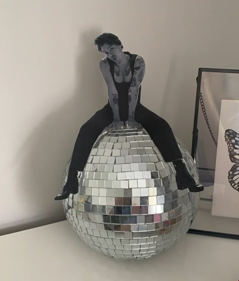 Harry Styles Birthday Decorations, Harry Styles Party Decorations, Harry Styles Disco Ball, Harry Styles On A Disco Ball, Harry Styles Birthday Party, Harry Styles Decor, Harry On Disco Ball, Harry Styles Birthday Party Ideas, Harry Styles Party