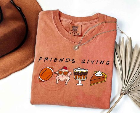 Friendsgiving Sweatshirt, Happy Friends Giving Shirt, Friends Thanksgiving Sweatshirt, Friends Turkey Thanksgiving Shirt, Friends Fan Shirt NOTE ☑️This is a standard unisex size Comfort Colors Tee. For an oversized tee, please size up. If you are looking for an oversized "T-shirt Dress" look, we recommend sizing up 2 sizes. Please review the size chart to ensure you receive the fit you want. ☑️Actual color may be slightly different from the image due to different monitor and light effects. ☑️We Cooler Weather Outfits, Friends Giving, Friends Fan, Friends Thanksgiving, Thanksgiving Sweatshirt, Oversized T Shirt Dress, Turkey Thanksgiving, Happy Friends, Thanksgiving Shirt