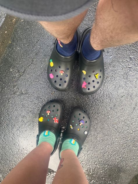 Crocs Couple Goals, Matching Crocs With Bf, Matching Crocs For Couples, Black Crocs With Jibbitz, Couples Matching Shoes, Couple Crocs, Jibbitz Crocs Ideas, Matching Crocs, Matching Shoes For Couples