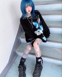 Gothic Hoodies, Girls Fasion, Alt Clothes, Slay Outfits, Jirai Kei, Alt Outfits, Punk Outfits, Japan Fashion, Harajuku Fashion