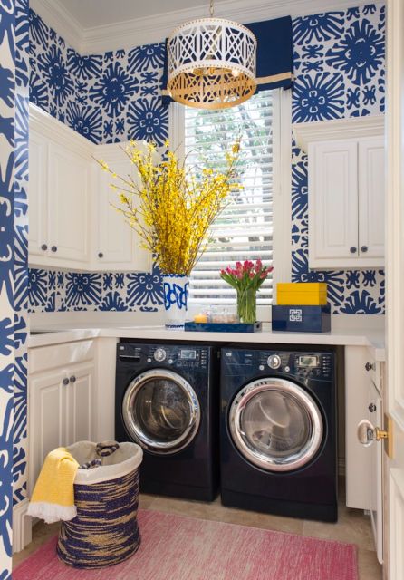 Ibb Design, Estilo Cottage, Basement Laundry Room, Laundry Room Wallpaper, Modern Laundry Rooms, Farmhouse Laundry Room, Laundry Mudroom, Laundry Room Inspiration, Mud Rooms