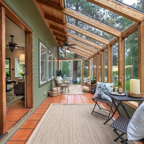 12th. street porch - Farmhouse - Sunroom - Chicago - by Fischer Homes, Ltd. | Houzz Sunroom Addition, Sun Rooms, Sunroom Designs, Sunroom Ideas, Enclosed Patio, Dream House Ideas, Sunrooms, House Extensions, Future Home Ideas