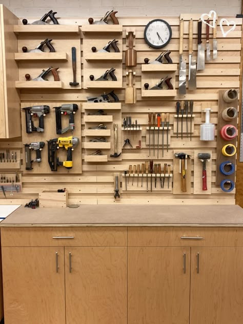 Wood Workbench, Cleat Wall, Tool Wall Storage, Outdoor Woodworking Plans, Garage Workshop Layout, Tool Wall, Garage Workshop Organization, Woodworking Plans Pdf, Workbench Plans Diy