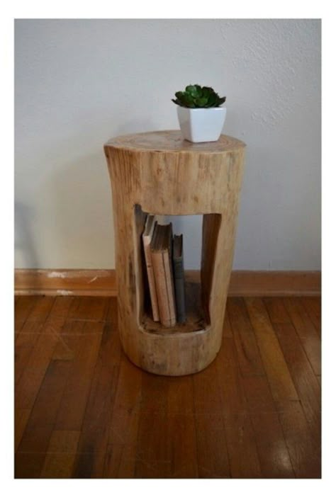 Love this! Tree Stump Furniture, Tree Stump Side Table, Tree Stump Ideas, Stump Ideas, Log Ideas, Log Table, Stump Table, Kursi Bar, Tree Furniture