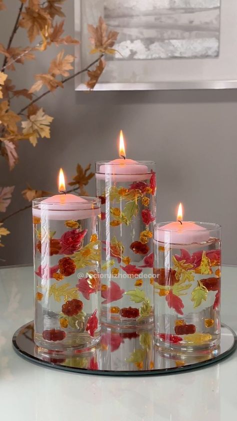 Floating Candles Fall Edition (decorate for this Fall with this beautiful and super easy DIY) | Rocio Ruiz - Home Decor Floating Fall Candle Centerpieces, Orbeez Centerpieces Fall, Clear Orbeez Centerpieces Fall, Fall Floating Candle Ideas, Fall Decor With Water Beads, Water Beads Centerpiece Fall, Orbeez Decor, Fall Floating Candle Centerpieces, Fall Floating Candles