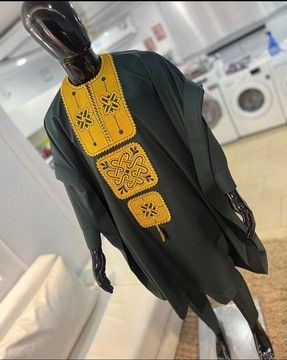 Men Groom Suit, Agbada Styles Men, Agbada Designs For Men, Wedding Suit Groomsmen, Agbada For Men, Agbada Design, Suit Groomsmen, Wedding Suits Groomsmen, Traditional Suit