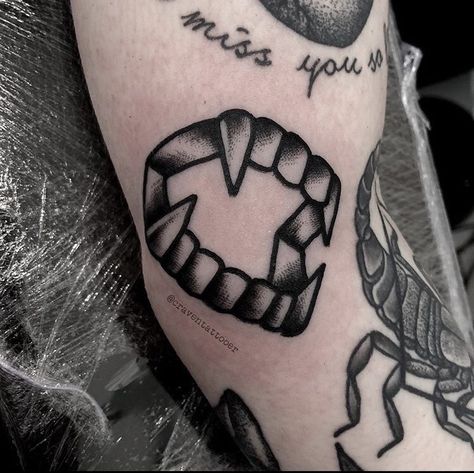 Teeth Tattoo Ideas, Teeth Tattoo, Toothy Grin, Abstract Tattoo Ideas, Tooth Tattoo, Traditional Tattoo Designs, Tattoo Shading, Tattoo Filler, Goth Tattoo