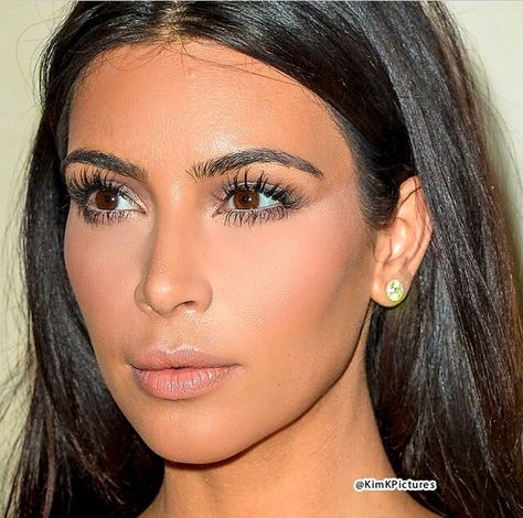 Kim Kardashian West makeup Eyebrows 2016, Kim Kardashian Eyelashes, Kim Kardashian Eyebrows, Fake Eye Lashes, Fake Eye, Kim Kardashian West, Makeup Artist Tips, Soft Glam Makeup, Makeup On Fleek