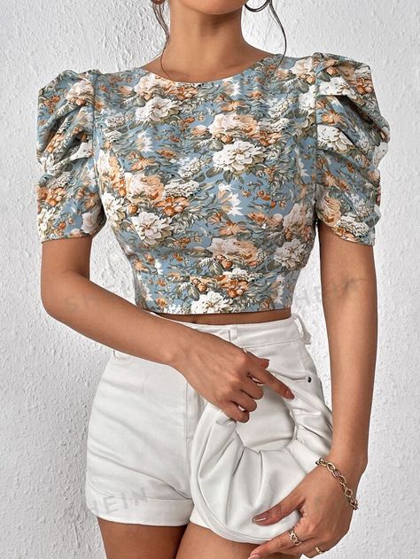 SHEIN VCAY Floral Print Puff Sleeve Crop Blouse | SHEIN USA Floral Top Design, Elastic Tops For Women, Woven Tops For Women, Short Crop Top Outfits, Short And Crop Top Outfits, Classy Crop Top Outfits, Short Blouse Design, Elastic Sleeves Design, Fashion Tops Blouse Unique