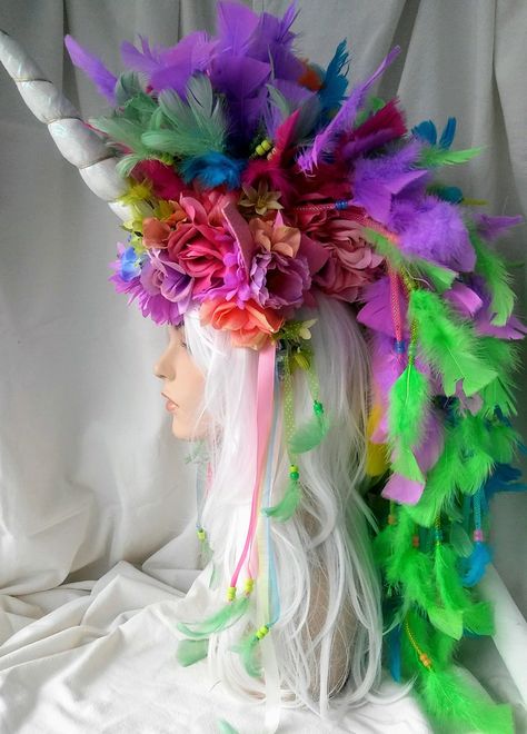 Gig Aesthetic, Carnaval Ideas, Unicorn Headpiece, Rave Cosplay, Carnival Headdress, Rainbow Costumes, Crazy Hat Day, Flower Costume, Unicorn Flowers