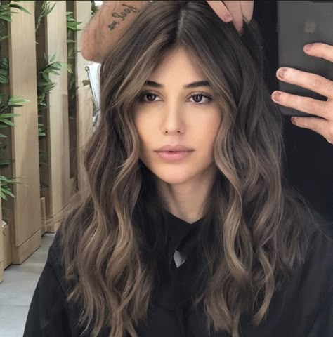 Dark Contrast Hair, Dark Blonde Balayage On Black Hair, Dark Hair Makeover, Light Brown Hair On Black Hair, Light Balayage On Black Hair, Babylights Brunette Mid Length, Balayage Hair Color Ideas For Black Hair, Brunette Hair Color Ideas For Summer Dark, Ash Brown Money Piece On Dark Hair