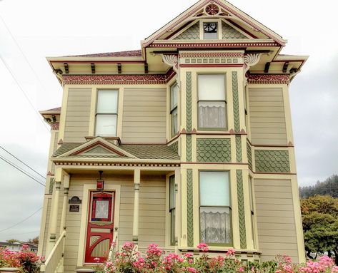 Pink Victorian House, Ferndale California, Limestone Caves, Pink Victorian, Painted Ladies, Carmel By The Sea, Lake Powell, Victorian Houses, Victorian Architecture