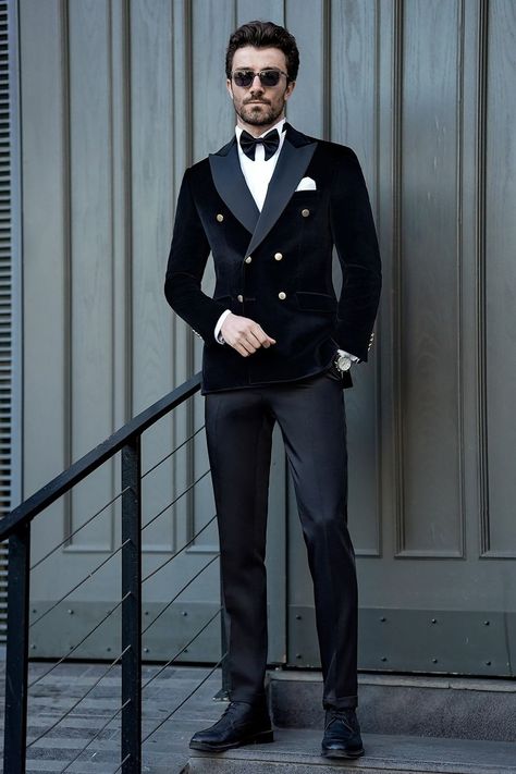 Command attention at your next black tie event with the Black Velvet Double-Breasted Tuxedo 2-Piece by VIOSSI. Crafted from luxurious velvet fabric, this tuxedo exudes sophistication and elegance, perfect for formal affairs. The double-breasted jacket adds a touch of classic charm, while the sleek black hue ensures a sharp and distinguished look.   #blacktuxedo #tuxedo #velvettuxedo #suit #suits #slimfit #menstyle #menfashion #fashioninspo #formalwear #menclothing #formalattire Double Breasted Tuxedo, Lapel Jacket, Tuxedo Wedding, Slim Fit Suits, Black Tuxedo, Tuxedo For Men, Wedding Suits Men, Fitted Suit, Tuxedos