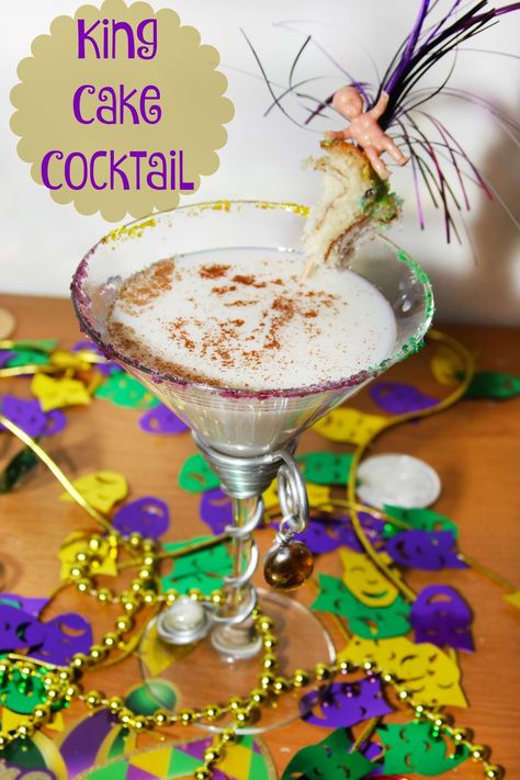 King Cake Martini Recipe, King Cake Vodka Recipes, King Cake Martini Cocktails, King Cake Drink Recipes, King Cake Vodka Drinks, King Cake Cocktail, Mardi Gras King Cake Cupcakes, Stuffed King Cake Recipe, Mardi Gras Drinks