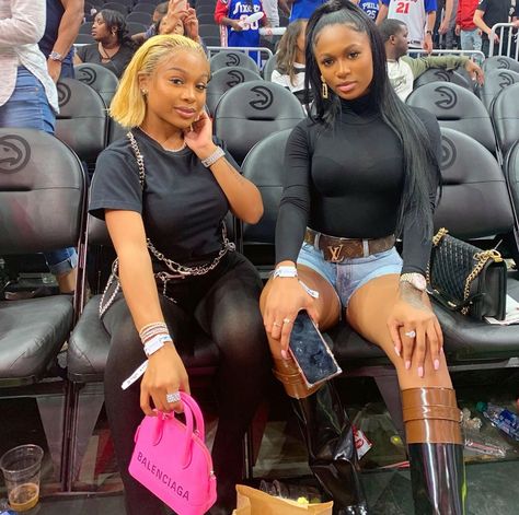 DESS DIOR on Instagram: “She surprised me with court side😫 I love youuuuuu #11/02” Dess Dior Looks, Jayda Wayda And Dess Dior, Dess Dior, Best Friends Goals, Fluffy Shoes, Jayda Wayda, Friends Goals, Bff Goals, Classy Casual Outfits