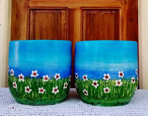 Pot Lukis, Tub Paint, Plant Pots Crafts, Fairy Garden Pots, Painted Planter, Terra Cotta Pot Crafts Diy, Hand Painted Planter, Flower Pot Art, Pot Painting