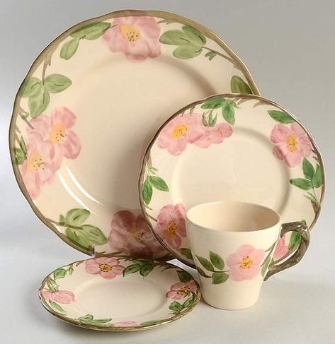 Desert Rose (England and Portugal Backstamp) 4 Piece Place Setting by Franciscan | Replacements, Ltd. Desert Rose Dishes, Autumn Roses, Franciscan Ware, Franciscan Desert Rose, Irish Coffee Mugs, Clay Plates, Pretty Dishes, Christmas China, Tiered Serving Trays