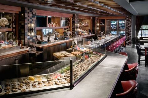 Bakery Store, Raw Bar, Opening A Restaurant, First Business, Raw Bars, Bar Displays, Restaurant Owner, Oyster Bar, New Restaurant