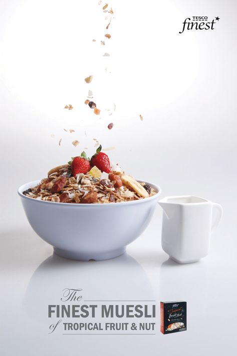 Yogurt Advertisement, Nestle Yogurt, Cereals Photography, Granola Photography, Cereal Ads, Cereal Cafe, Cereal Diet, Unique Pasta, Starbucks Wallpaper