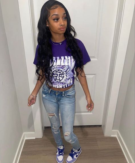 Black And Purple 12s Outfit, Purple 12s Jordans Outfit, Denim 1s Outfit, Blueberry Dunks Outfits, Championship Purple Dunks Outfit, Purple Dunks Outfit Black Women, Purple Dunks Outfit, Purple Jordans Outfit, Outfit Ideas Purple