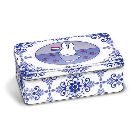 tin cookie jar | only at miffytown Cookie Tin, Cookie Tins, Cute Cookies, Metal Tins, Birthday Wishlist, Tin Boxes, Cookie Jars, Cookie Jar, Bits And Bobs