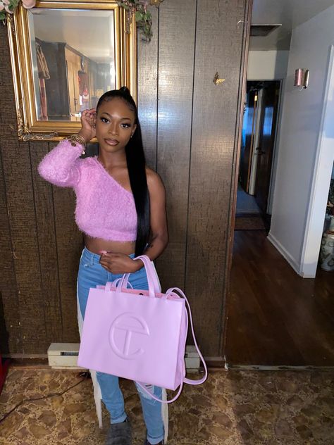 Pink Telfar Outfit, Hot Pink Telfar Bag, Telfar Bag Pink, Pink Telfar Bag Outfit, Telfar Outfit, Pink Telfar Bag, Telfar Bag Outfit, Pink Telfar, Black Bag Outfit