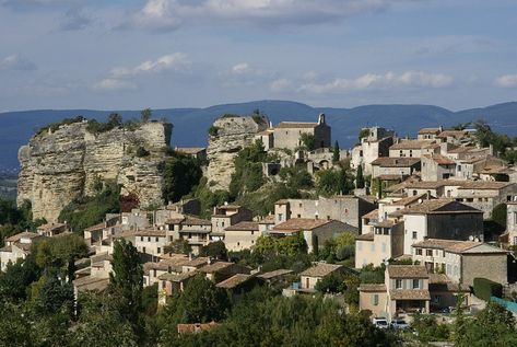 Saignon, France 2022: Best Places to Visit - Tripadvisor Saignon France, Best Places To Visit, Cool Places To Visit, Provence, Trip Advisor, You Must, Tourism, Places To Visit, United States