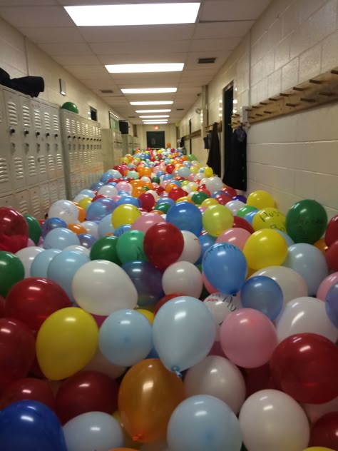 Best Senior Prank Prank Aesthetic, Best Senior Pranks, Senior Prank Ideas, Digital Marketing Portfolio, Social Media Manager Content, School Pranks, Prank Ideas, Senior Year Fun, Sr 25