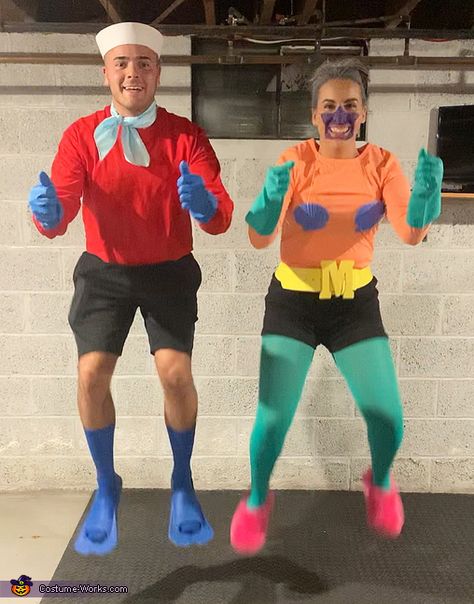 Mermaid Man and Barnacle Boy - 2019 Halloween Costume Contest Barnical Boy Spongebob Costume, Mermaid Man And Barnacle Boy Costume Couple, Man Cosplay, Mermaid Man And Barnacle Boy Couple, Merman And Barnacle Boy, Mermaid Man And Barnacle Boy Costume Diy, Men Customes Halloween, Boy Girl Duo Costumes, Barnacle Boy Costume